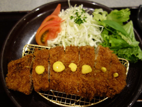 ロースかつに辛子