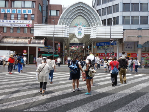 天文館の交差点