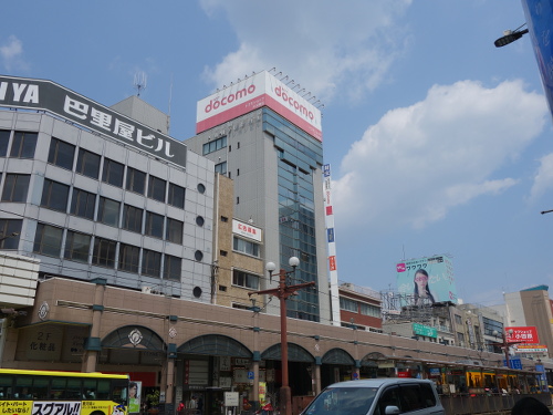 天文館の交差点の右側